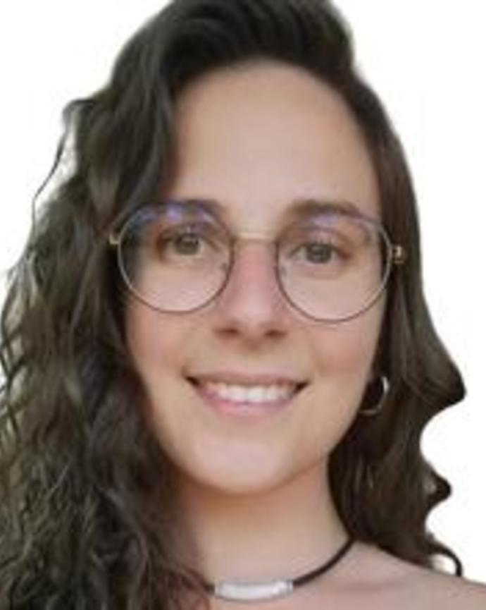 Emma Farina photo